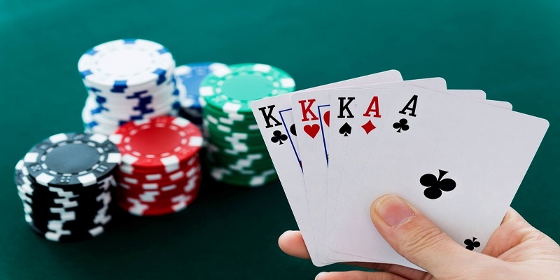 Thứ tự của các bộ bài trong game poker